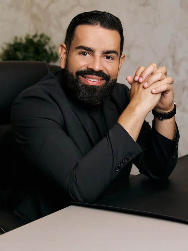 Dr. Felipe Oliveira, médico cirurgião urologista